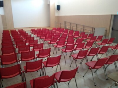 אודיטוריום - עד 120 איש